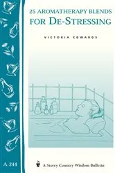 Book cover of 25 Aromatherapy Blends for De-Stressing by Victoria H. Edwards