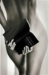 Book cover of A Brief History of Nakedness by Philip Carr-Gomm
