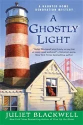 Book cover of A Ghostly Light by Juliet Blackwell