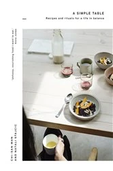 Book cover of A Simple Table by Chi-San Wan