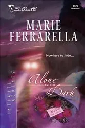 Book cover of Alone in the Dark by Karen Rose