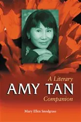Book cover of Amy Tan by Mary Ellen Snodgrass