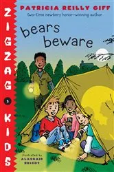 Book cover of Bears Beware by Patricia Reilly Giff