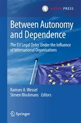 Book cover of Between Autonomy and Dependence by Unknown