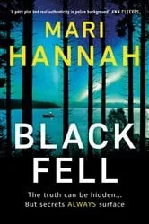 Book cover of Black Fell by Mari Hannah