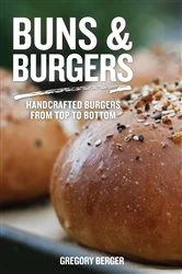Book cover of Buns & Burgers by Gregory Berger