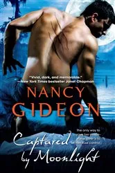 Book cover of Captured by Moonlight by Nancy Gideon