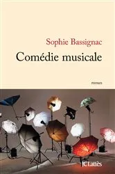 Book cover of Comédie musicale by Sophie Bassignac