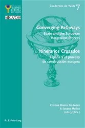 Book cover of Converging Pathways- Itinerarios Cruzados by Cristina Blanco-Sío Lopez