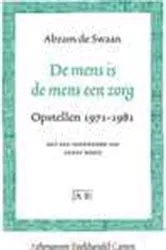 Book cover of De mens is de mens een zorg by Abram de Swaan