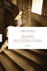 Book cover of Derrière les portes closes by Unknown