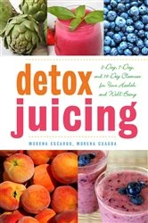 Book cover of Detox Juicing by Morena Escardó
