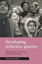 Book cover of Developing reflective practice by Helen Martyn