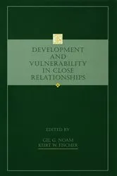 Book cover of Development and Vulnerability in Close Relationships by Gil G. Noam