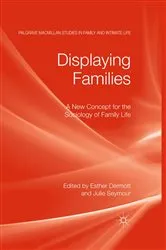 Book cover of Displaying Families by E. Dermott
