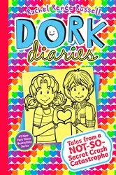Book cover of Dork Diaries 12 by Rachel Renée Russell