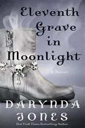 Book cover of Eleventh Grave in Moonlight by Darynda Jones