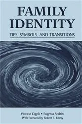 Book cover of Family Identity by Vittorio Cigoli