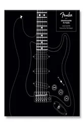 Book cover of Fender Stratocaster 70 Years by Dave Hunter