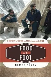 Book cover of Food on Foot by Demet Güzey