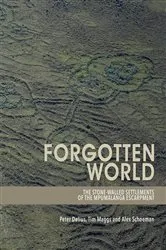 Book cover of Forgotten World by Tim Maggs