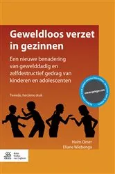 Book cover of Geweldloos verzet in gezinnen (2nd ed.) by Haim Omer