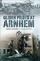Book cover of Glider Pilots at Arnhem by Mike Peters