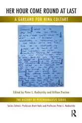 Book cover of Her Hour Come Round at Last by Gillian Preston