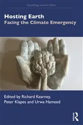 Book cover of Hosting Earth by Richard Kearney