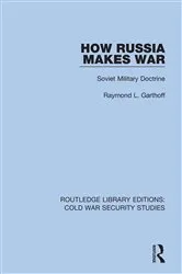 Book cover of How Russia Makes War by Raymond L. Garthoff