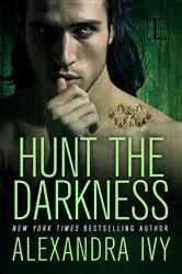 Book cover of Hunt the Darkness by Alexandra Ivy