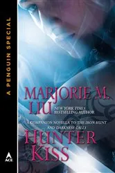 Book cover of Hunter Kiss by Marjorie M. Liu