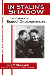 Book cover of In Stalin's Shadow by Oleg V. Khlevniuk