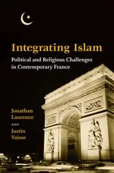 Book cover of Integrating Islam by Jonathan Laurence