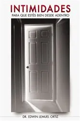 Book cover of Intimidades by Edwin Lemuel Ortiz