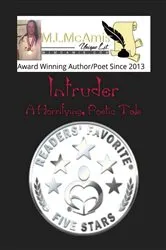 Book cover of Intruder by Carolyn Keene