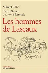 Book cover of Les hommes de Lascaux by Unknown
