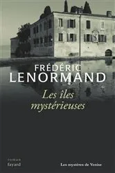 Book cover of Les îles mystérieuses by Unknown