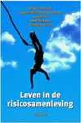 Book cover of Leven in de risicosamenleving by Hans Boutellier