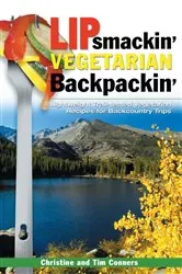 Book cover of Lipsmackin' Vegetarian Backpackin' by Christine Conners