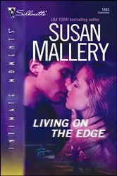 Book cover of Living on the Edge by Delfi I. Nieto-Isabel