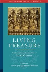 Book cover of Living Treasure by Unknown