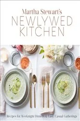 Book cover of Martha Stewart's Newlywed Kitchen by Editors of Martha Stewart Living
