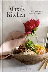 Book cover of Maxi's Kitchen by Maxine Sharf