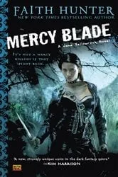 Book cover of Mercy Blade by Faith Hunter