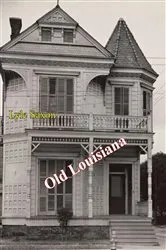 Book cover of Old Louisiana {Illustrated Edition] by Unknown