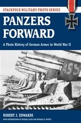 Book cover of Panzers Forward by Robert Edwards
