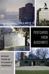 Book cover of Postcards from Auschwitz by Daniel P. Reynolds