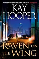 Book cover of Raven on the Wing by Kay Hooper