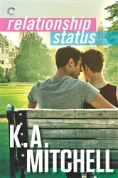 Book cover of Relationship Status by Anastasia Kingsnorth